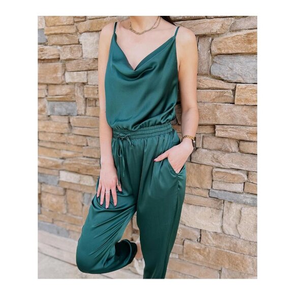 Forever 21 Womens Jumpsuit Size L Green w/Tie V-Neck Straps Sleeveless - Picture 1 of 5